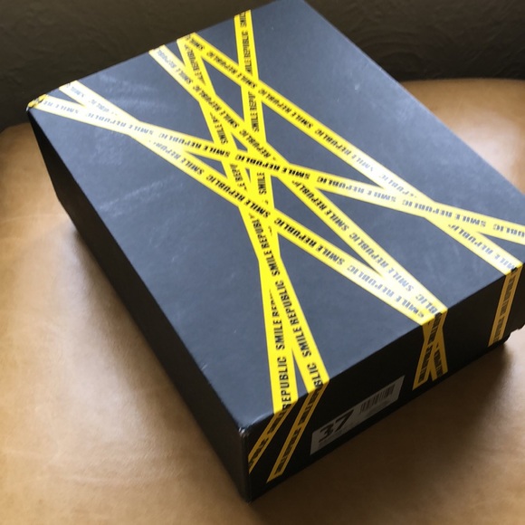 SMILE REPUBLIC Purple Tweed Shoe - Picture 4 of 11